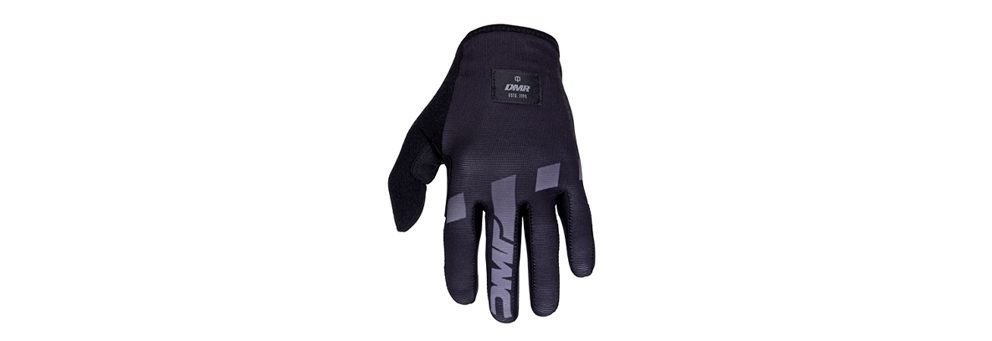 Black-Trail-Glove-Front